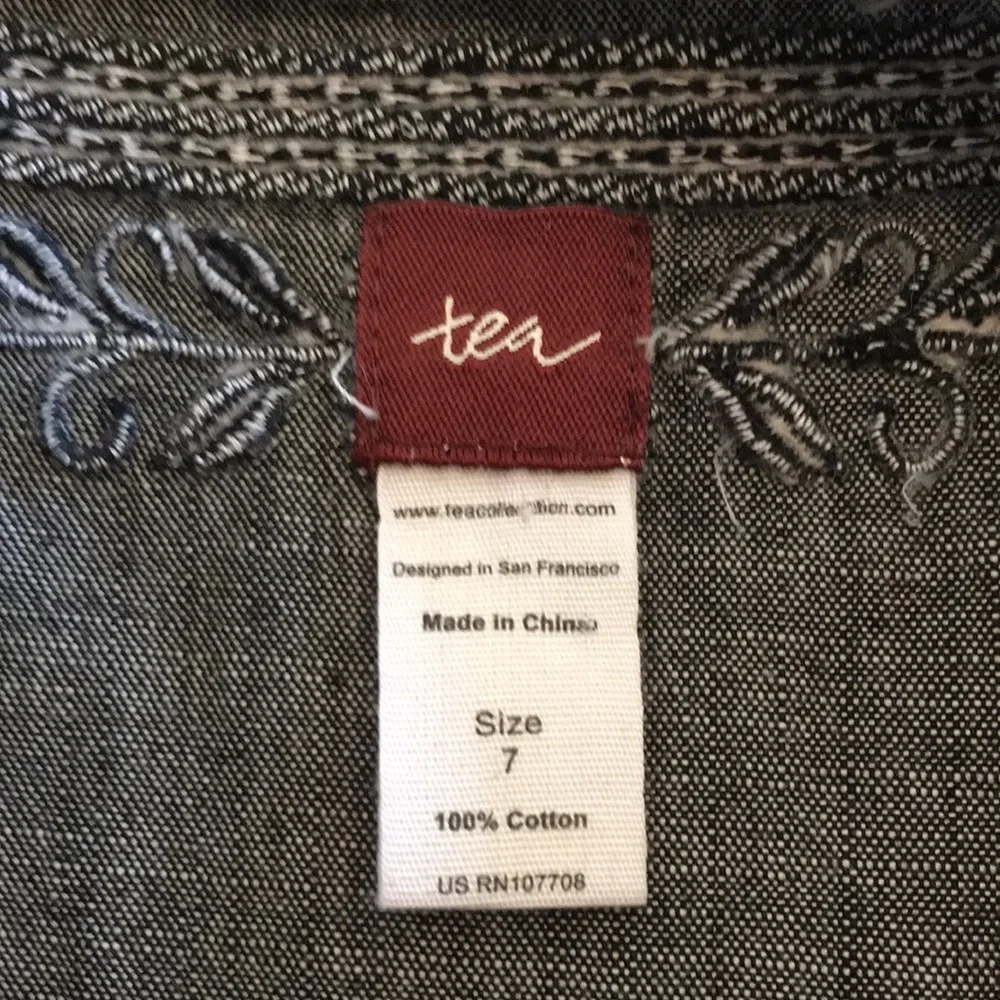 Tea Corzo Chambray Dress Cotton black yarn…